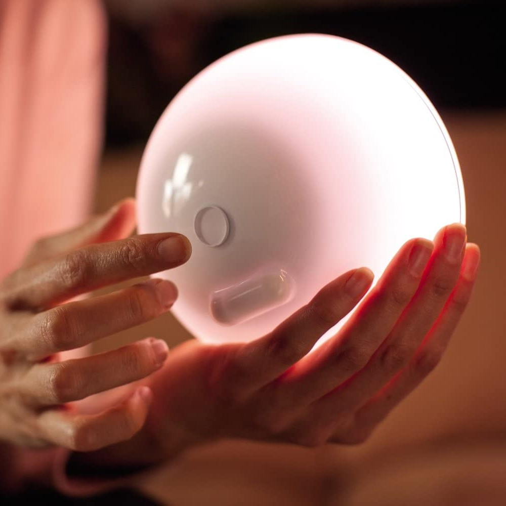 Philips Hue Go White and Color Portable Dimmable LED Smart