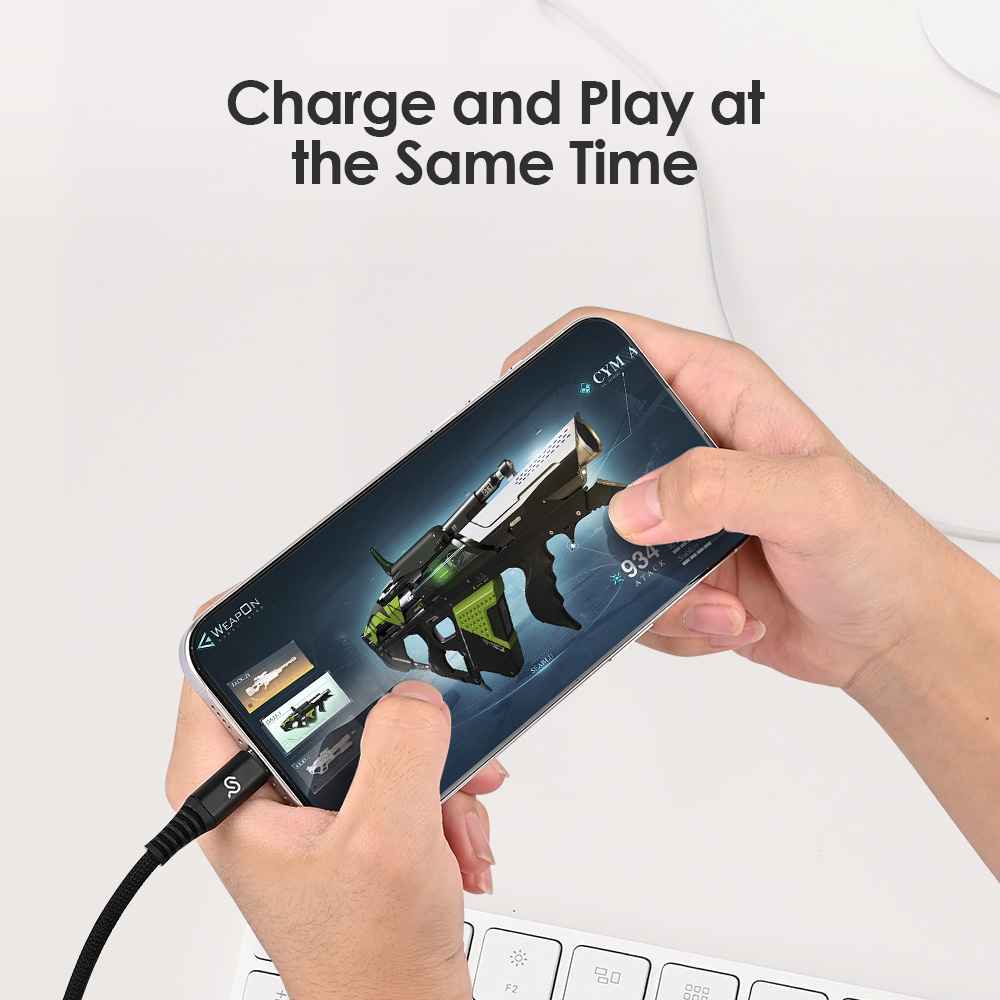 The USB Type-C to Type-C cable supports charging while playing games on smartphones