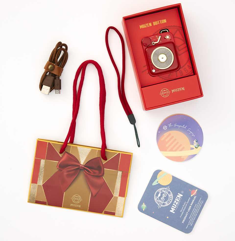 Packaging and accessories
