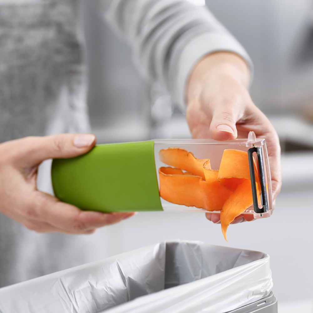 PeelStore™ Waste-Collecting Peeler