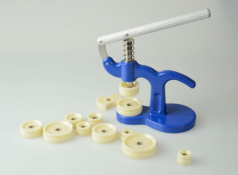 Professional 13 Piece Watch Press Set Watch Back Press Watch Back Case