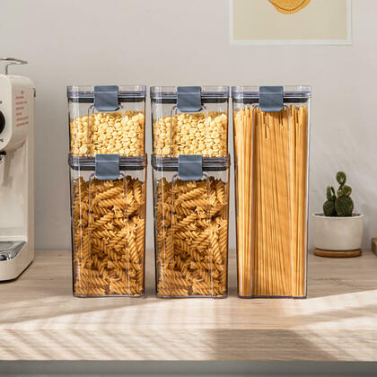 OXO - Food Storage Containers