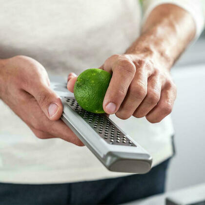 Z-Cut 3 in 1 Multifunctional Fine Grater for Many Different Foods