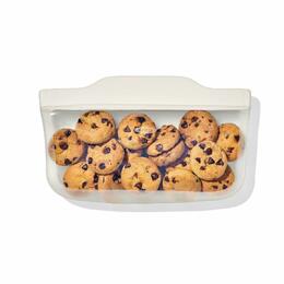 202406 GG Silicone Bag Blog 7 Ways to Uses OXO Silicone Bags for Travel 03 1